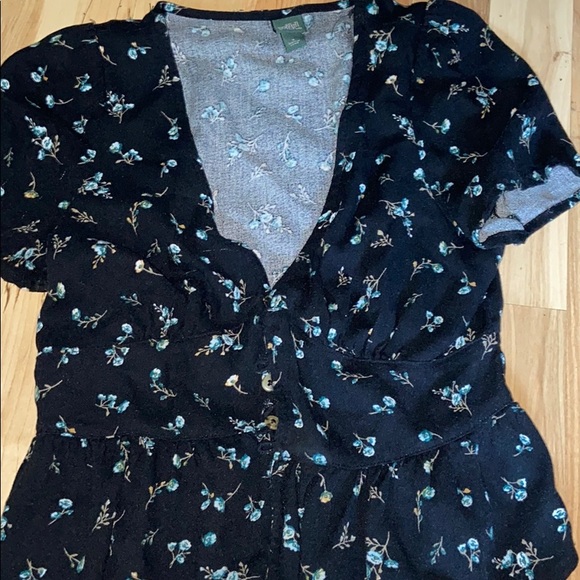 Crop top - Picture 1 of 1